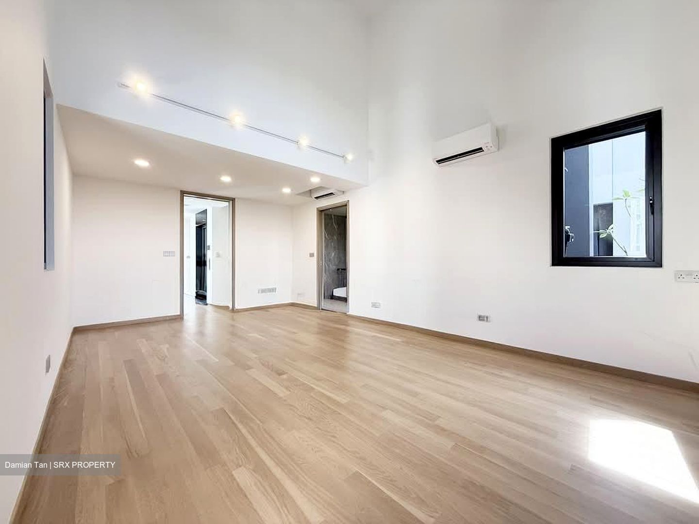 Fernhill Road (D10), Semi-Detached #534166561